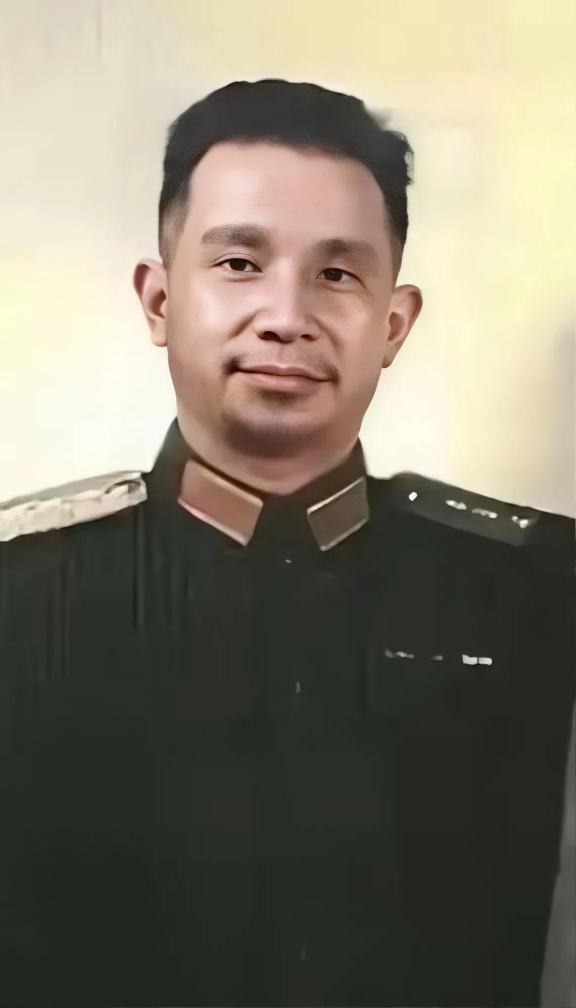都知道这位军爷是谁吗？