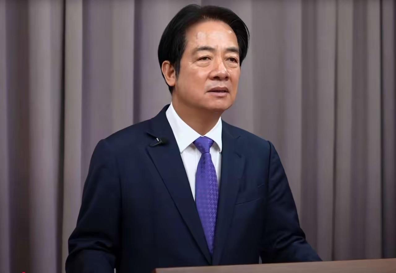 赖清德说：如果有人欣然接受九二共识，表示他是中国人，那就是促统。
结果蒋万安被问