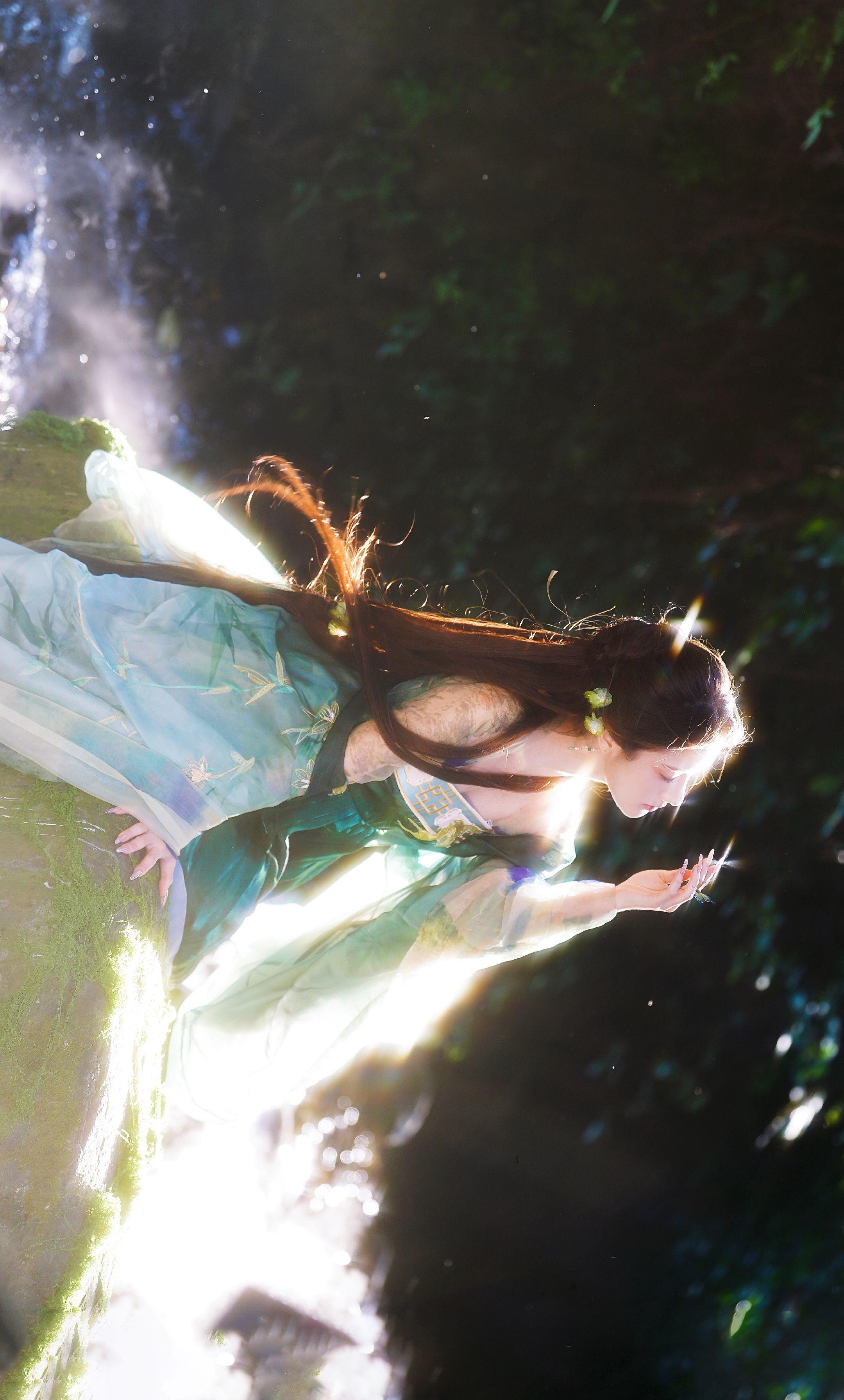 听话，横版竖放。