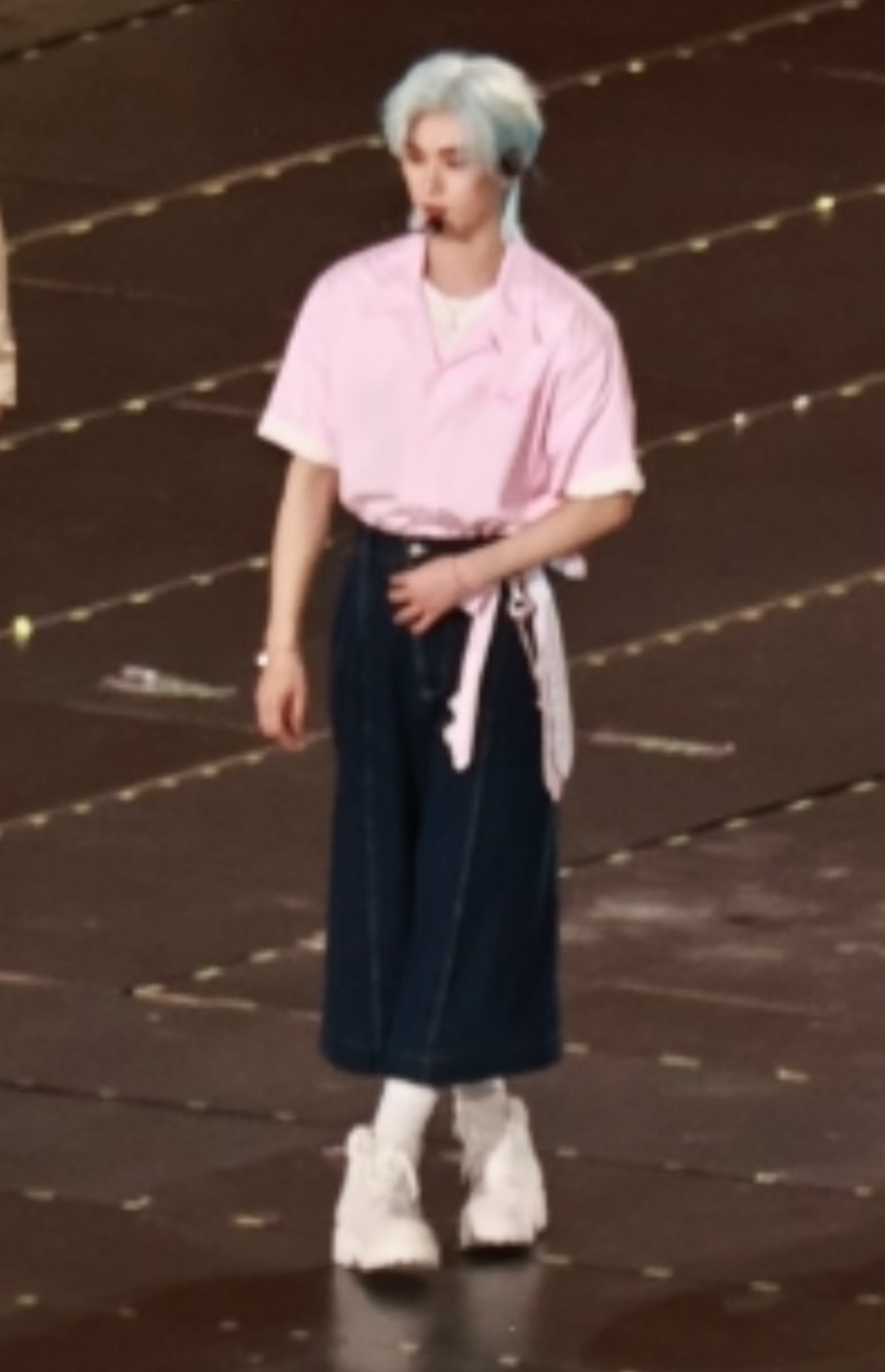 交叉站 更妹了 