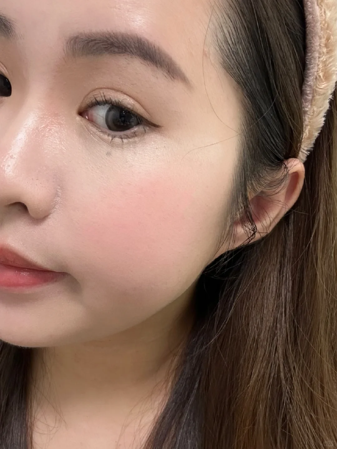 好嫩的颜色呀！写了我名字的腮红