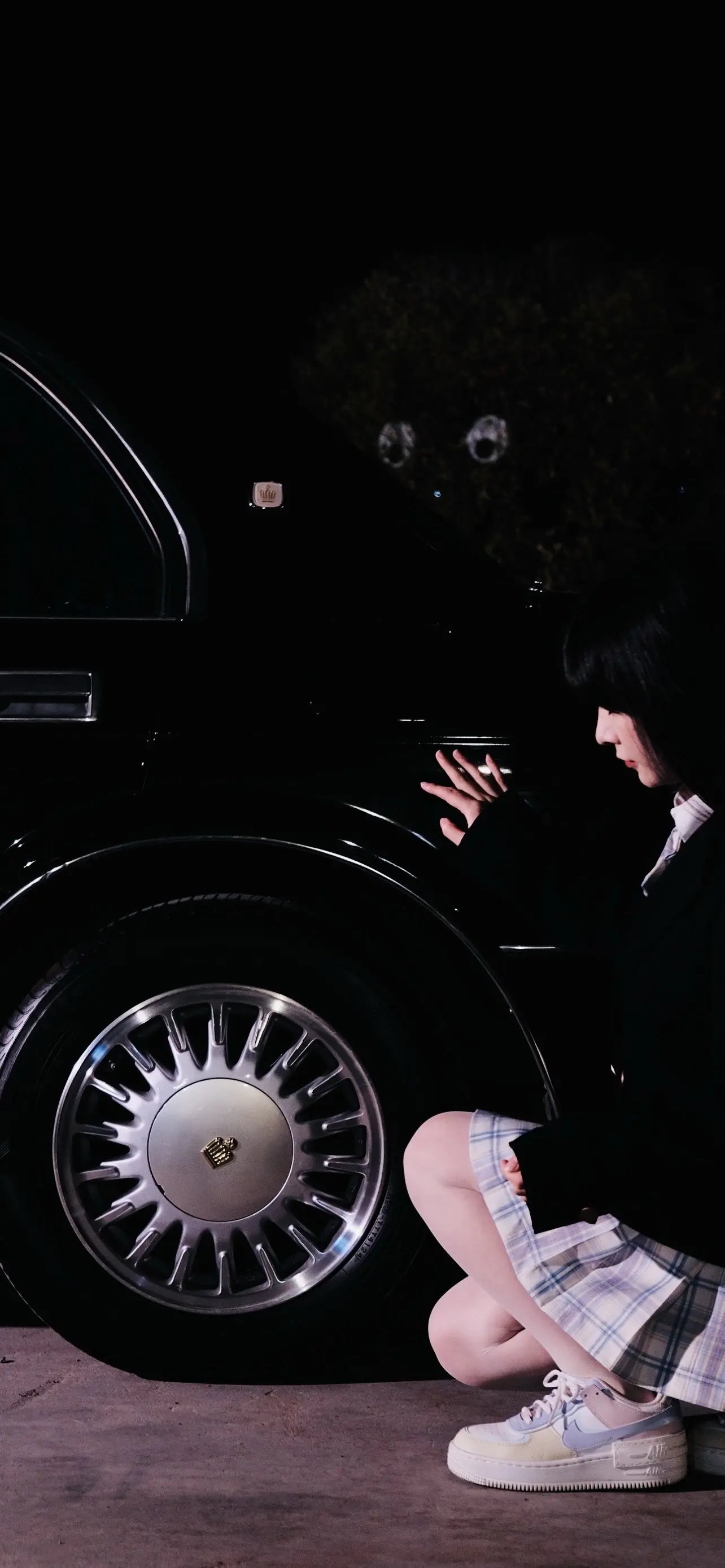 “这里叫不到车的，我送你回去”