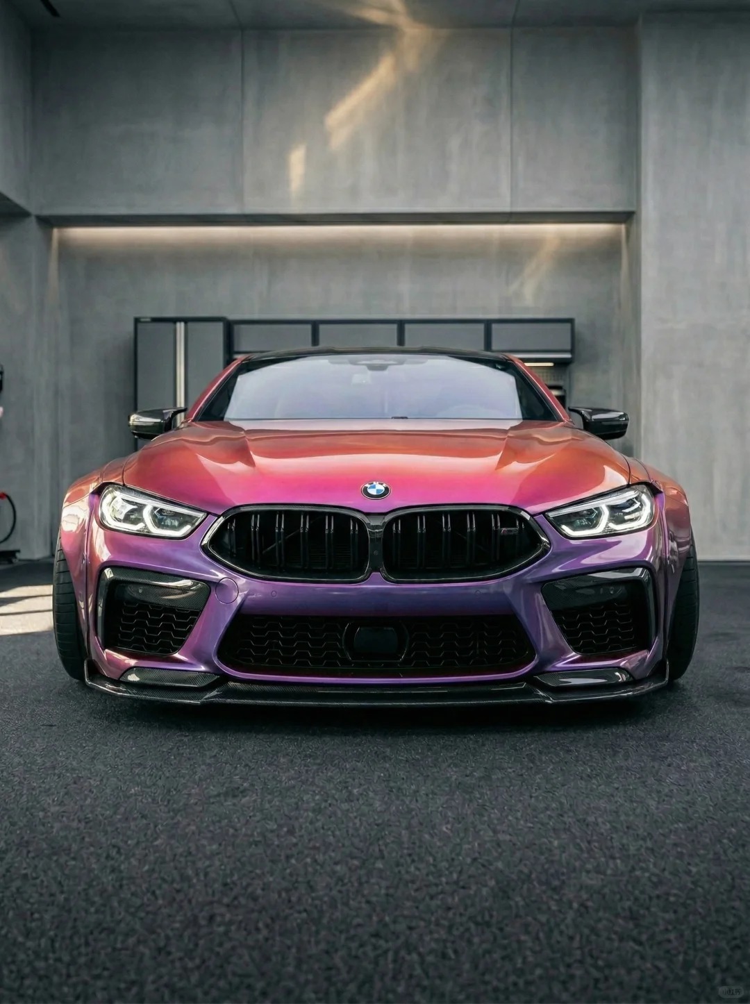 晚上好，这个颜色的M8哇塞不哇塞？车的新衣