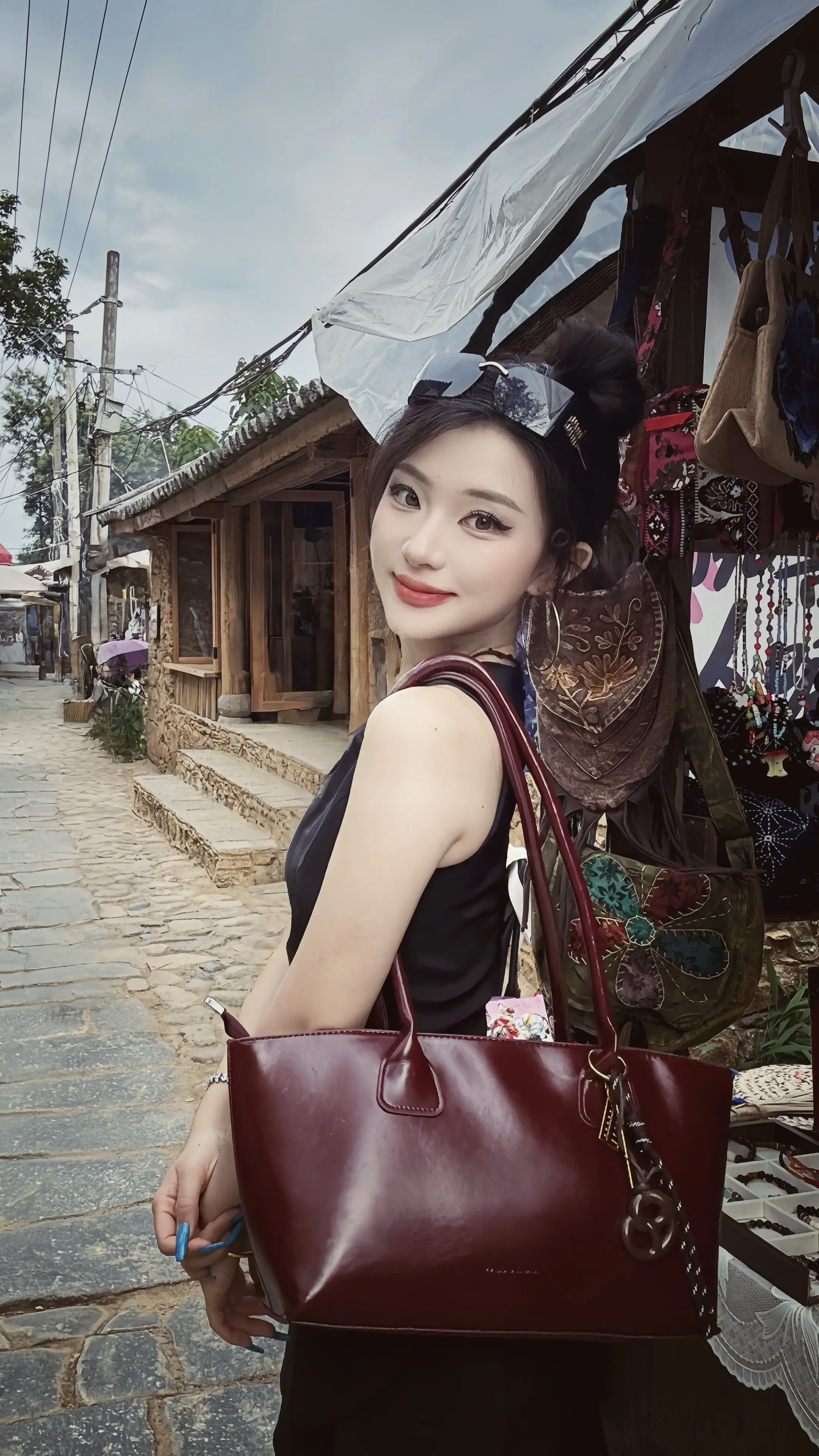 心要像伞一样 撑得起 收得住 望可望之事 待可待之人