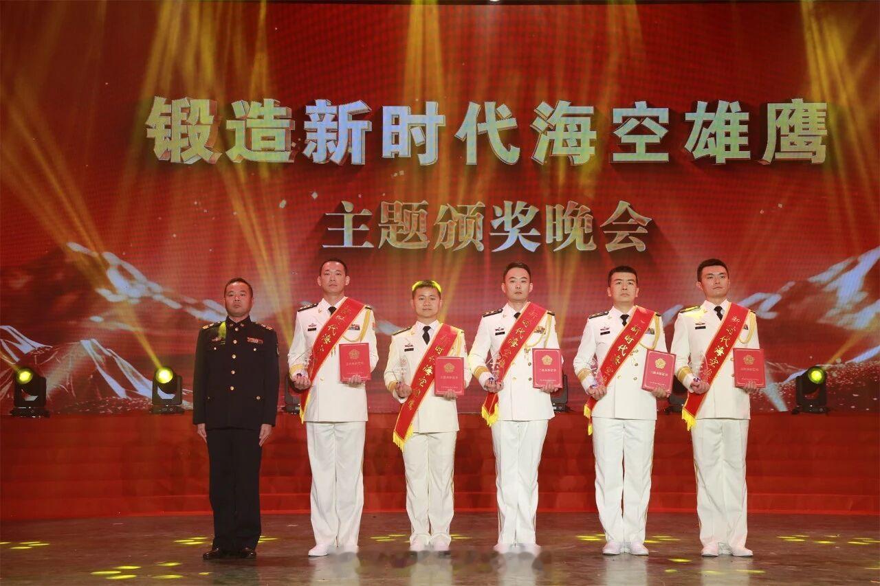 白头苏30拿走就拿走吧，但是荣誉称号可得留下，重新分配给其他单位就是了