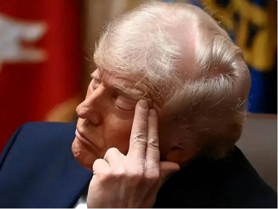 美国总统特朗普最新涉华表态！7月6日，特朗普谈到所谓中国问题专家章家敦时，话说得