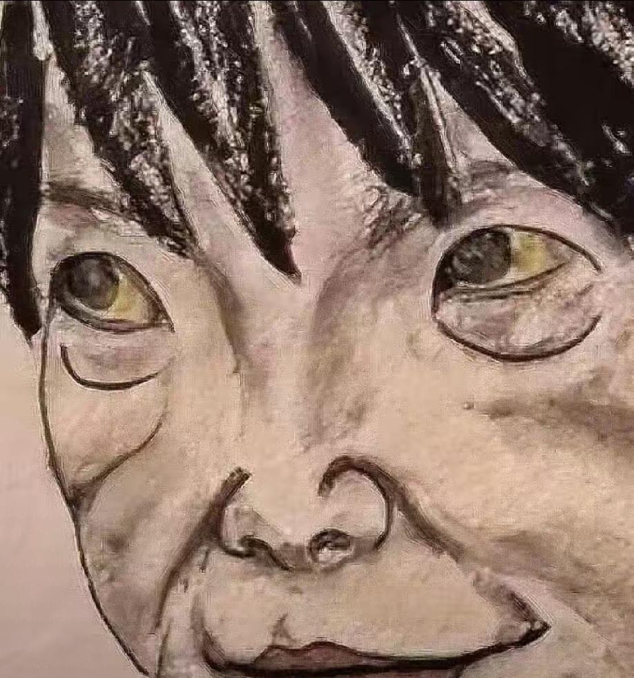 这画实在太这真了！
太传神了！一眼就看出是谁！配文更幽默：画得坑坑洼洼！还别说，
