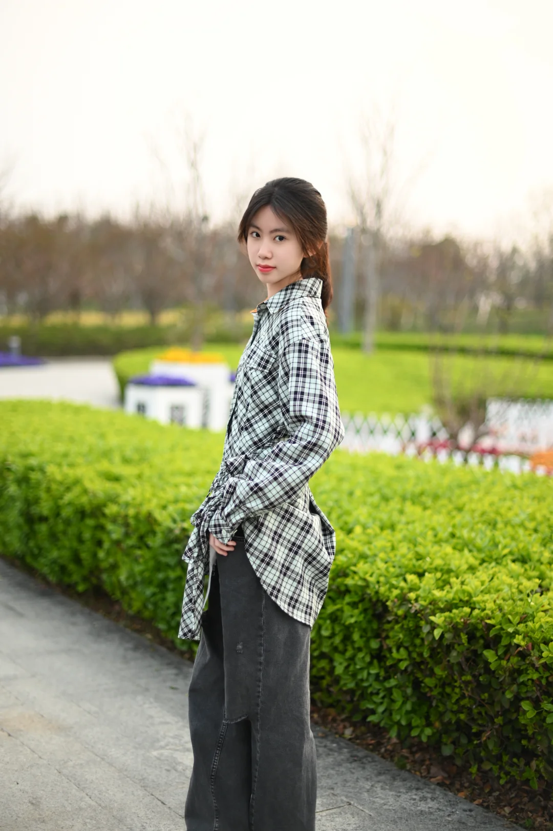 甜酷女孩的春日穿搭