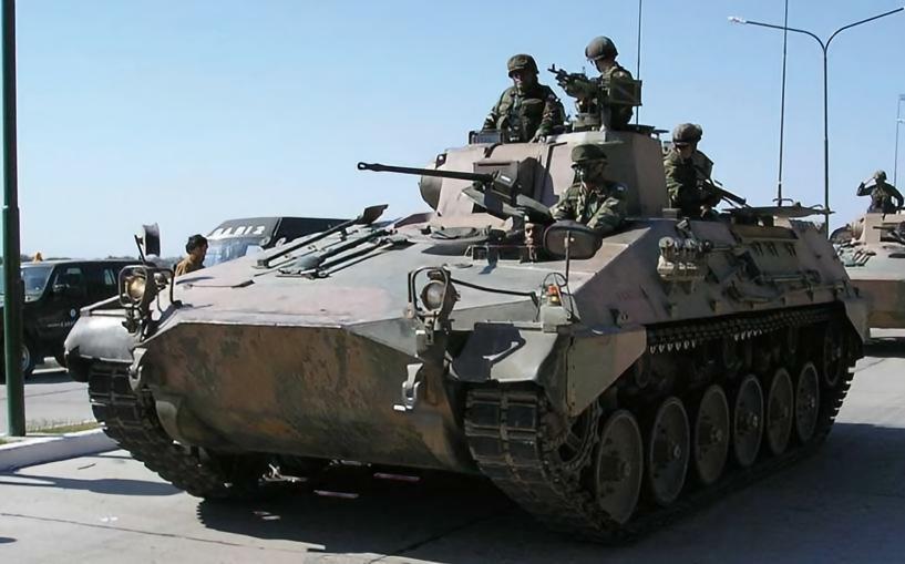 每天认识一件兵器 阿根廷VCTP步兵战车VCTP步兵战车是德国蒂森·亨舍尔公司于