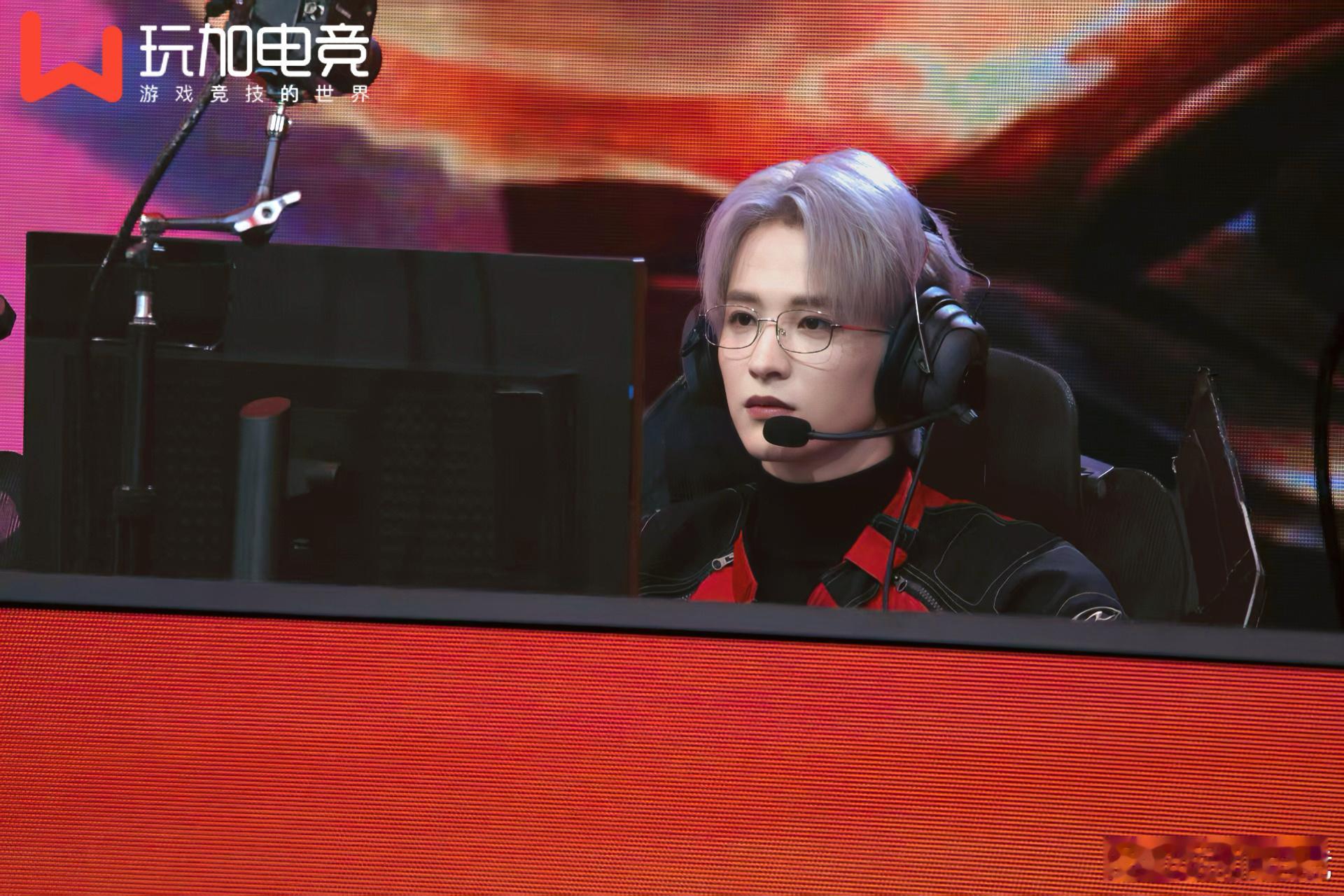 【2026lpl电竞春晚 ｜嘉宾返图】正面看，帅！背面看，帅！左边看，帅！右面看