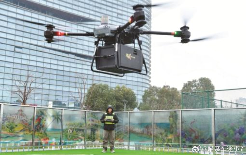 没想到南京鼓楼现在这么潮，以前就是典型的老城风光，文化气息很浓。现在又是创业园区