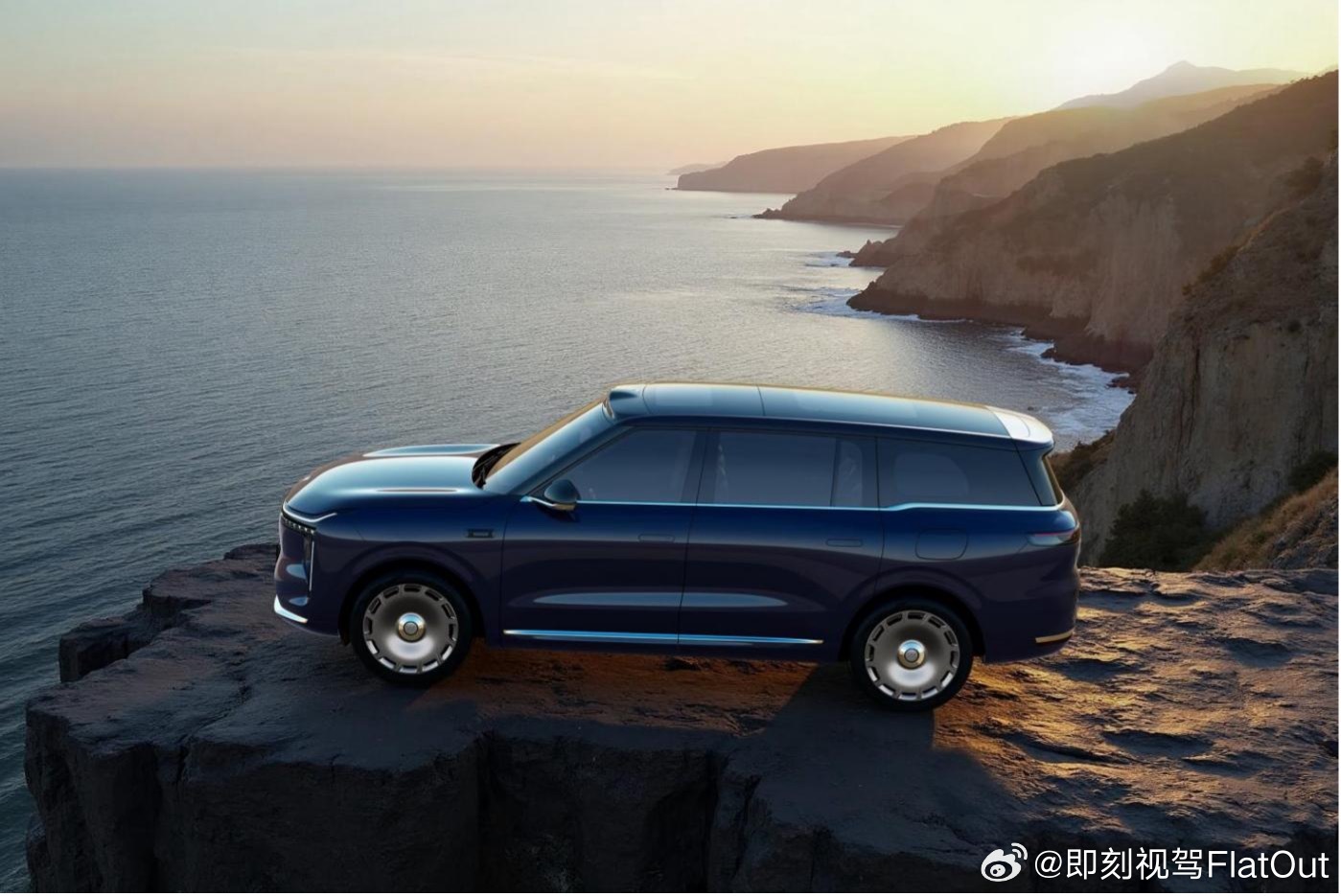 智己LS9开启预售，作为一款旗舰大六座SUV，有以下亮点：1、首发52 Ultr