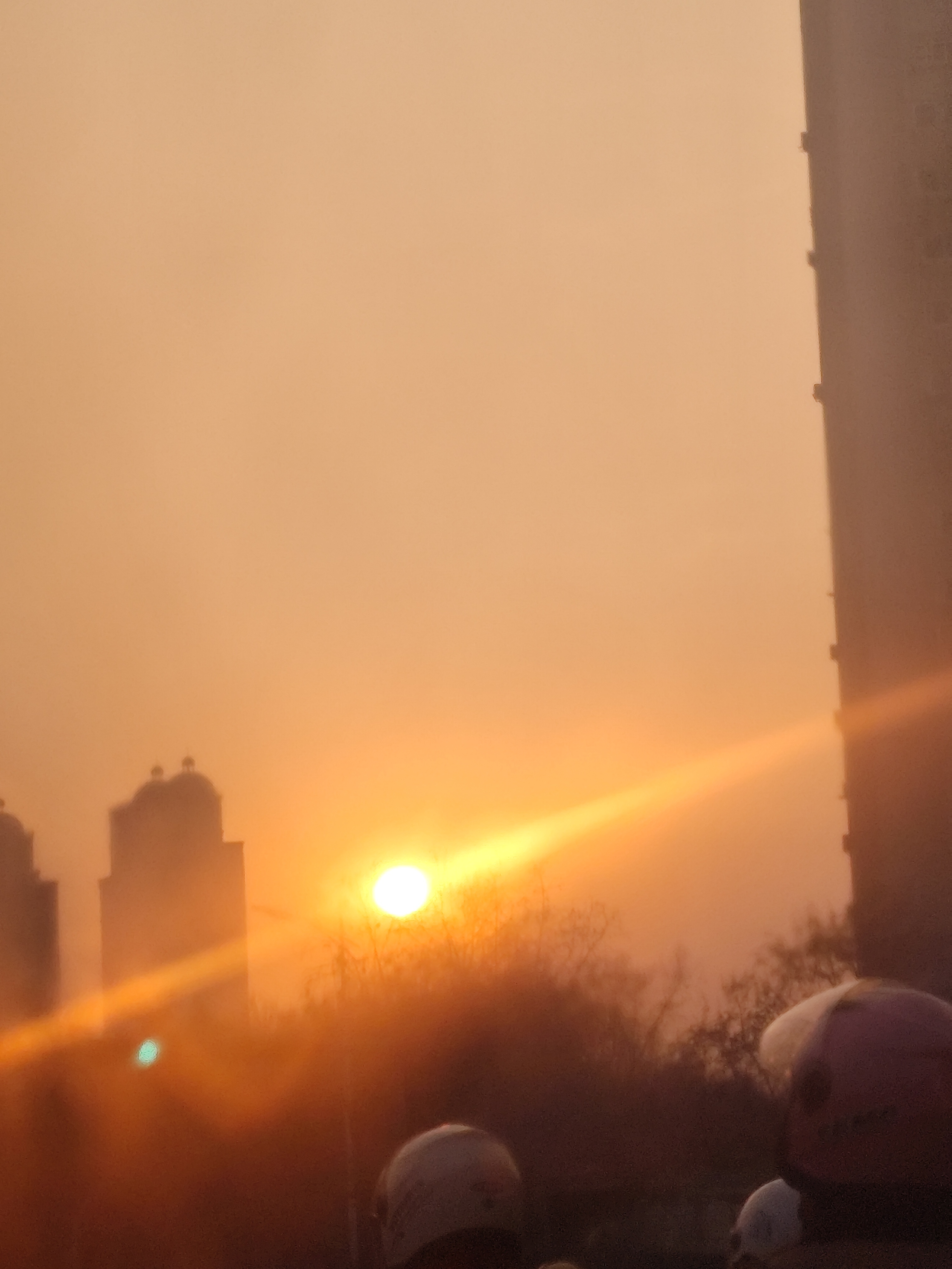 2025年的第☝🏻个工作日，就这样水灵灵的错过了⏰然后起迟了[苦涩][苦涩]。