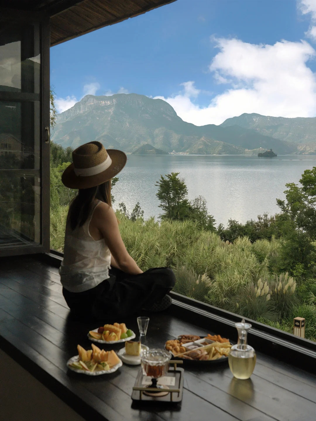 这儿一定是泸沽湖最美湖边咖啡馆~☕️