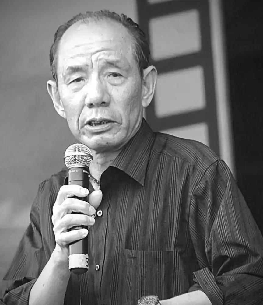 原来唱《弹棉花》的老农，是演技封神的老戏骨魏宗万
 
好奇查了一下魏宗万
不查不
