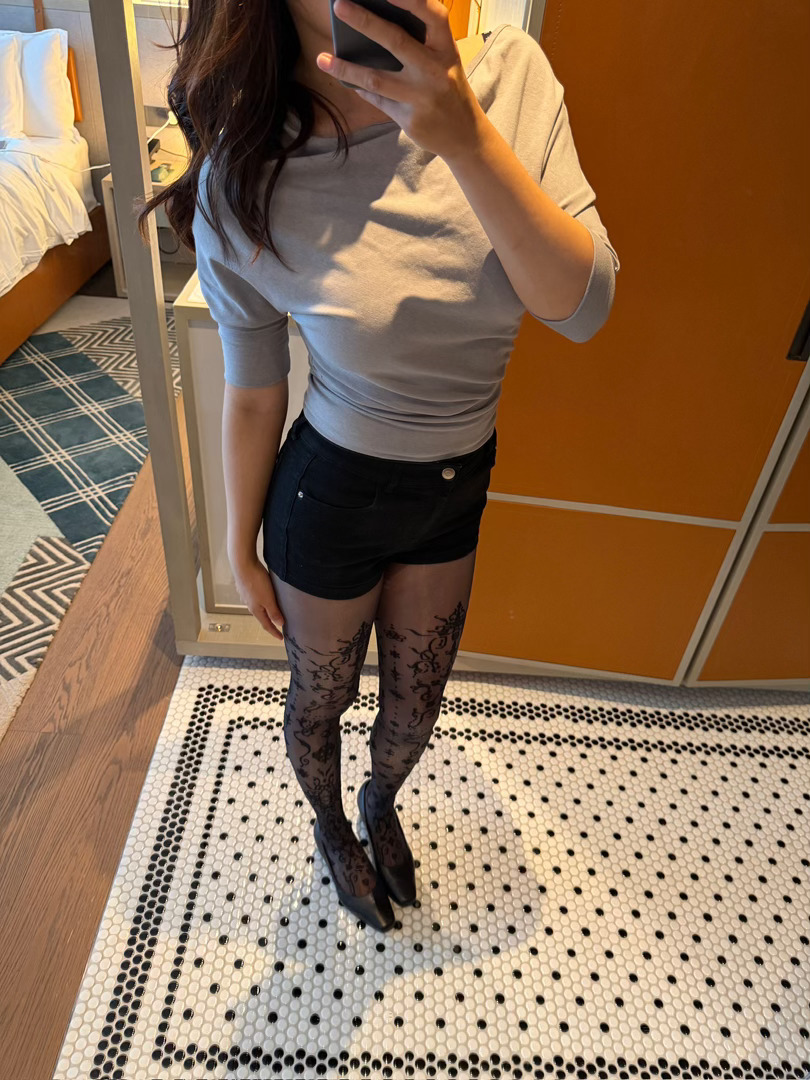偷偷上新 