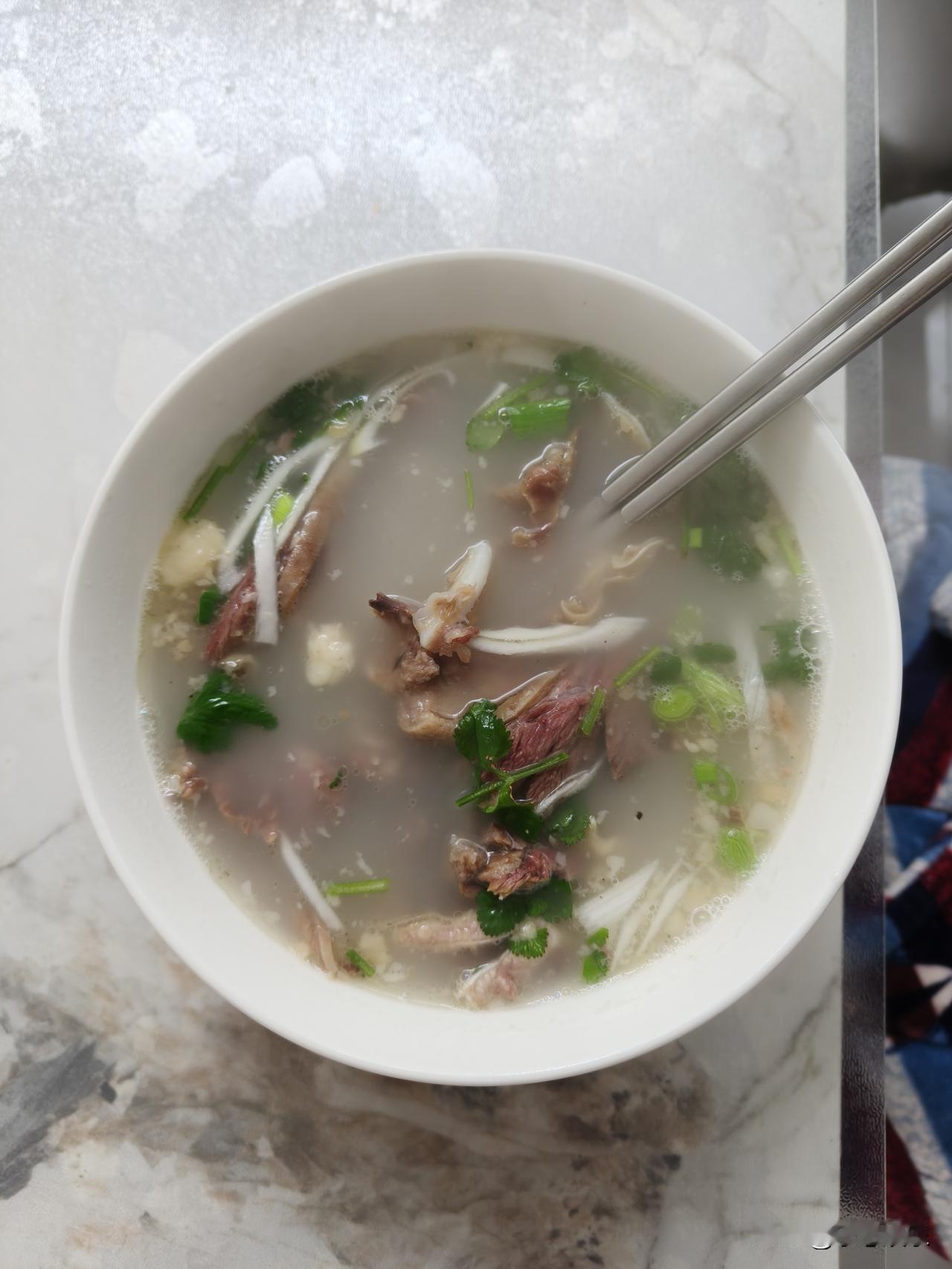 你经常吃外卖还是自己做饭我不喜欢点外卖，外卖花钱不说，首先我觉得不卫生，没有在家