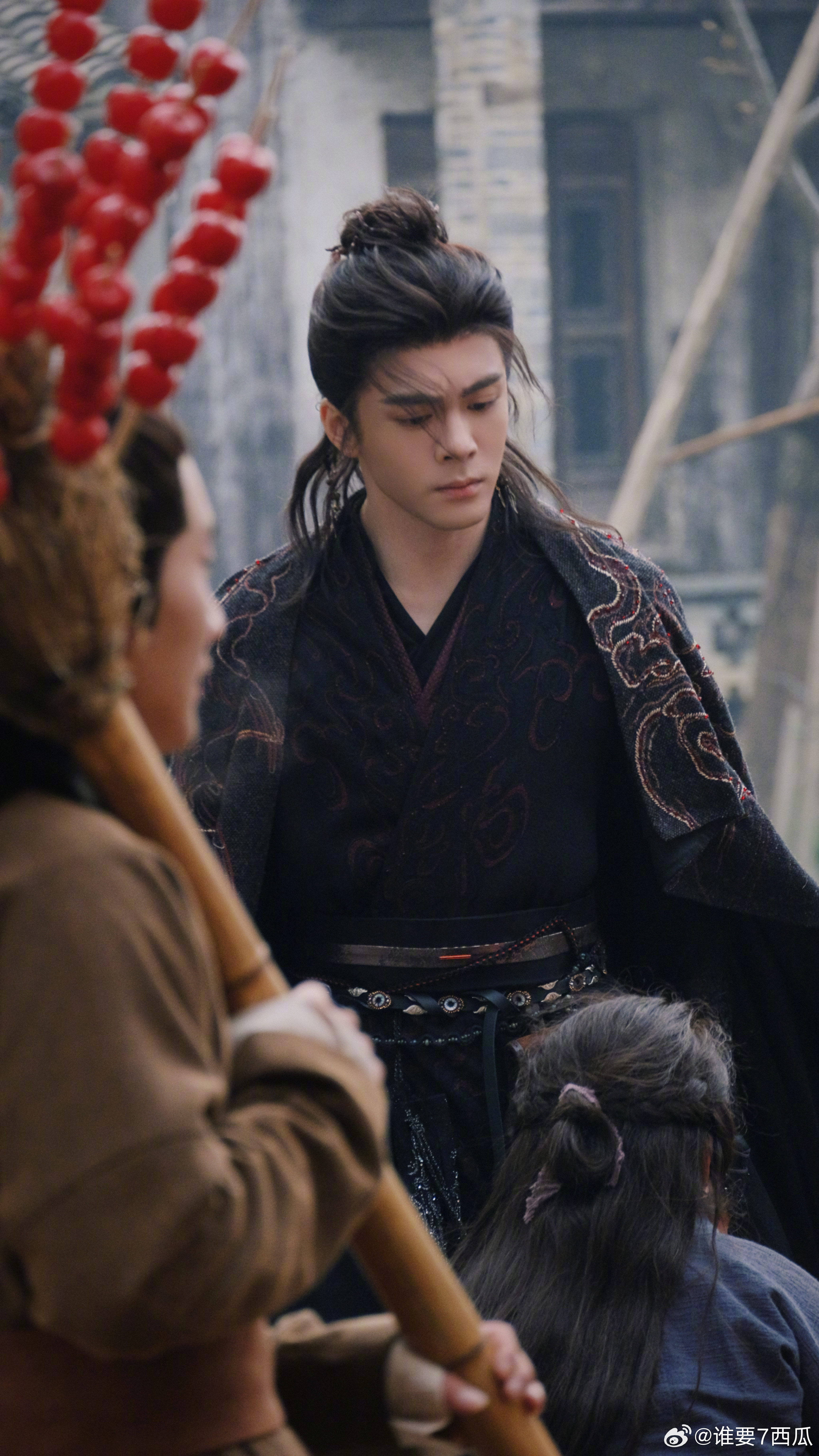 曾舜晞谁家好妖用佛珠当武器曾舜晞月鳞绮纪1v7 打破常规的妖系人设，佛珠武器又仙