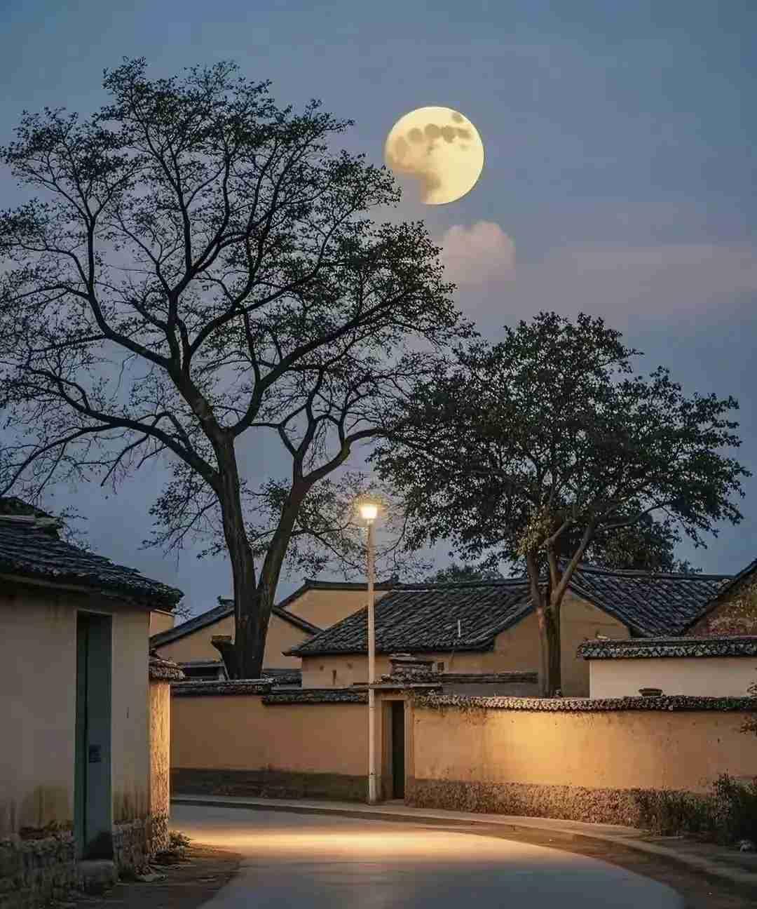 我的今日状态：😁轻松愉快
我这里的天气：☀️晴天