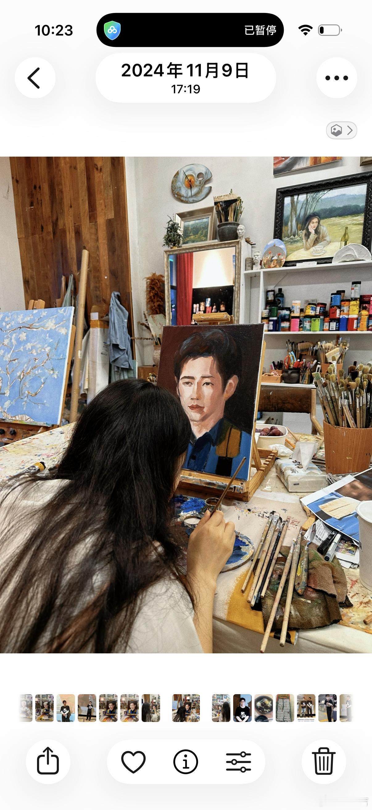 翻相册，既然是24年的，2年过去了，杰sir这幅画还没画完😂唯一一幅放弃了的画