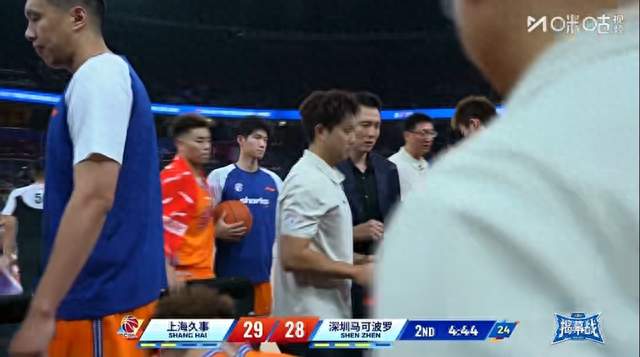 CBA揭幕战半场45‑32深圳！不得不承认的4个事实，张镇麟打嗨了