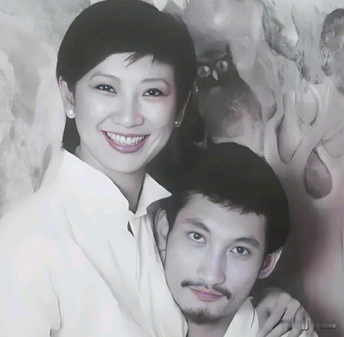 女人要投资自己，好好的爱自己，不要扶男人得志！一但得志反过来就是刺向自己心窝的利