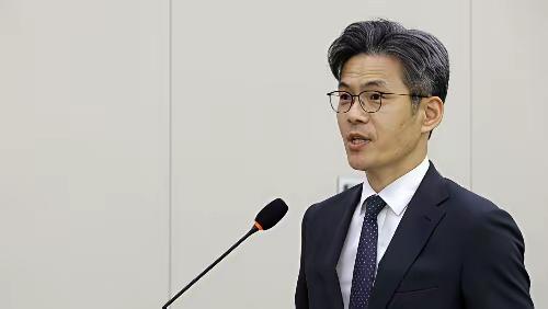 ​韩国警方正在揪李在明的心，这时候韩国公诉厅厅长已经明确地表示​现总统虽然会有司