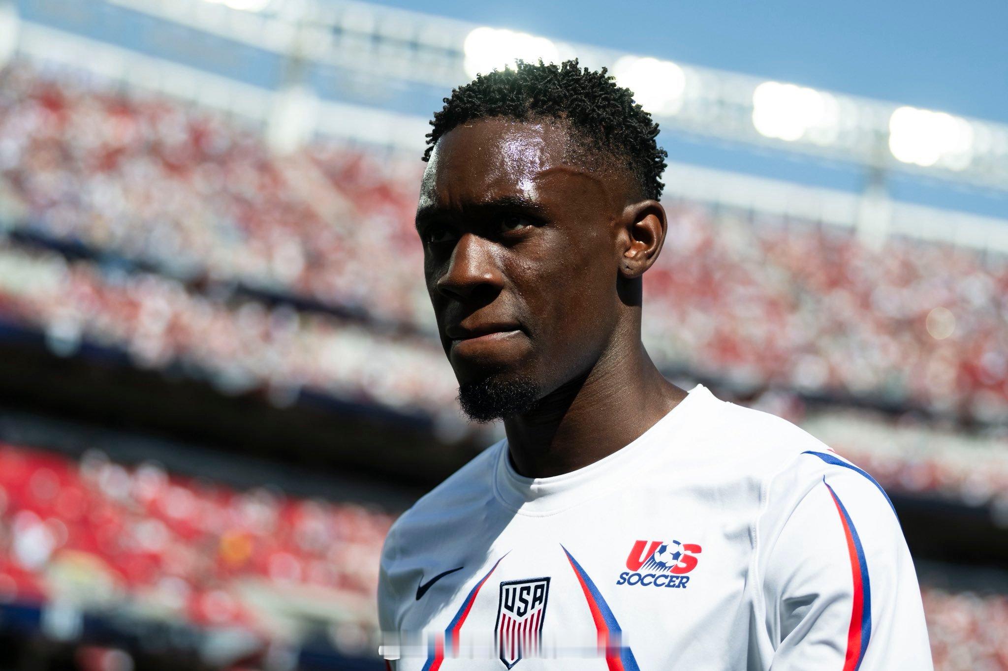 特朗普发文称FIFA做了正确的决定 🇺🇸突发！巴洛贡红牌禁赛取消，可出战比利