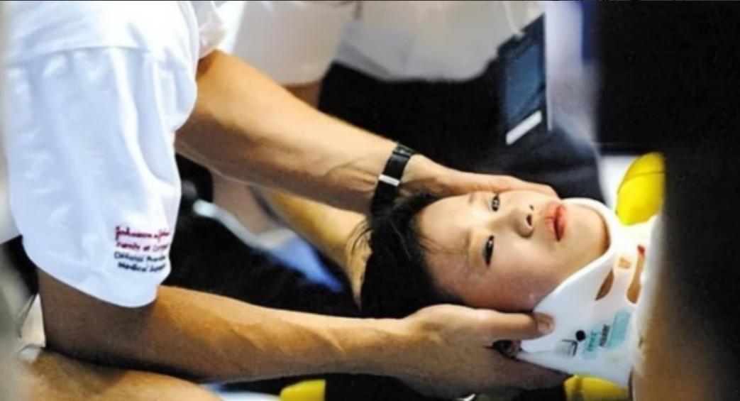 这句跨越了17年的断论，像一记迟来的响亮耳光，狠狠扇在了无数人的同情心上。199