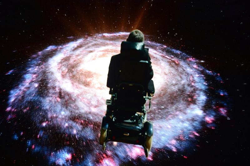 霍金为什么认为没有天堂？
       霍金直言不存在天堂，本质是将宇宙起源的话