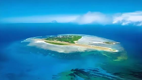 东大要放大招了。

中国这回没直接动台湾，而是先盯上了黄岩岛。为啥？因为只要在黄