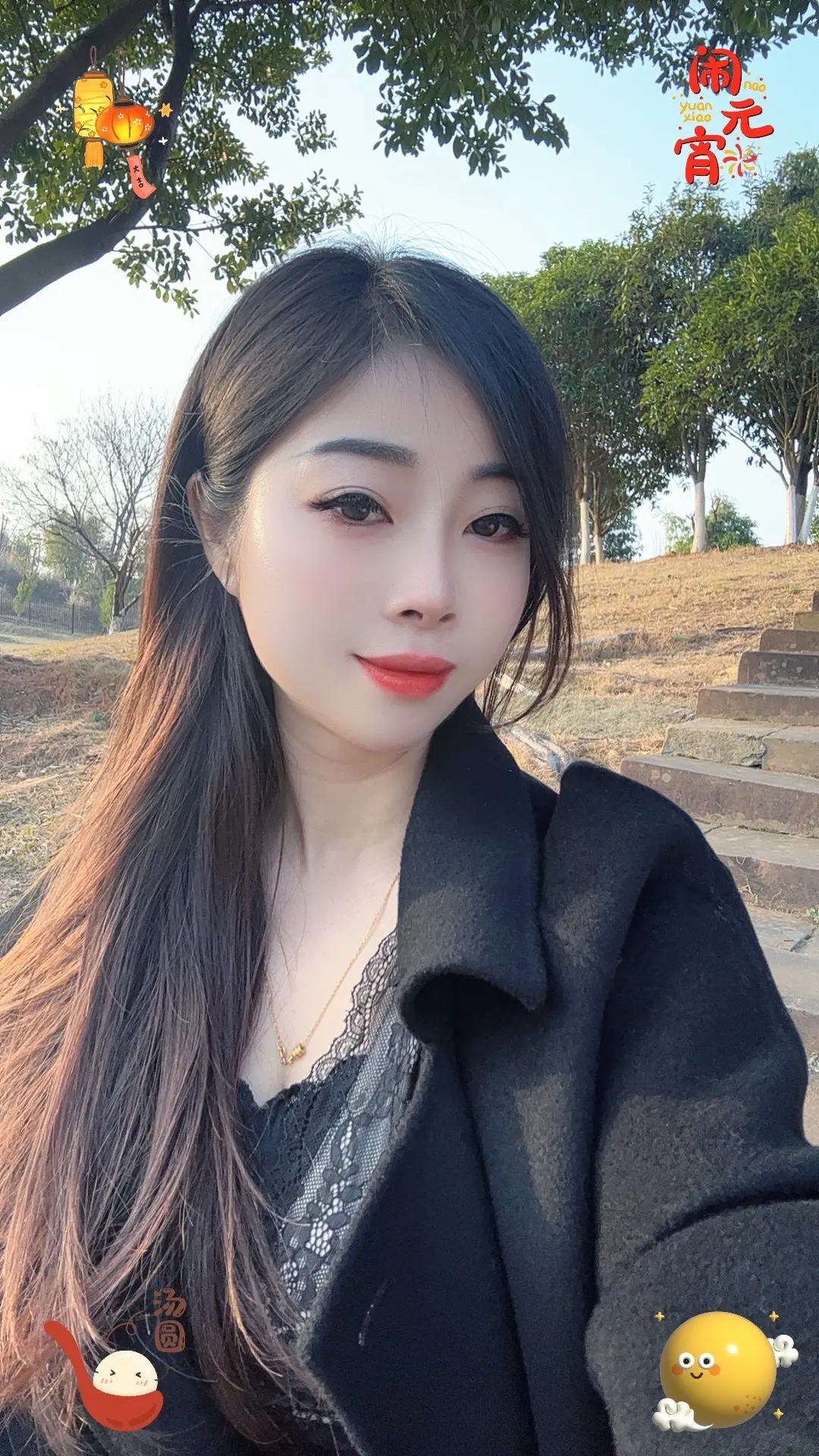 情人节 悄悄许个愿  在你身边 你在身边….