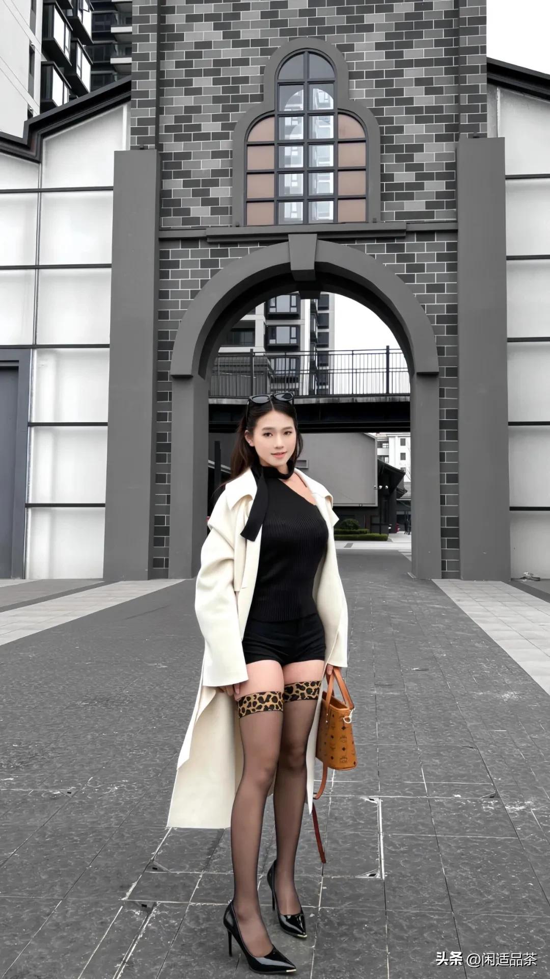 时尚女神，优雅迷人。