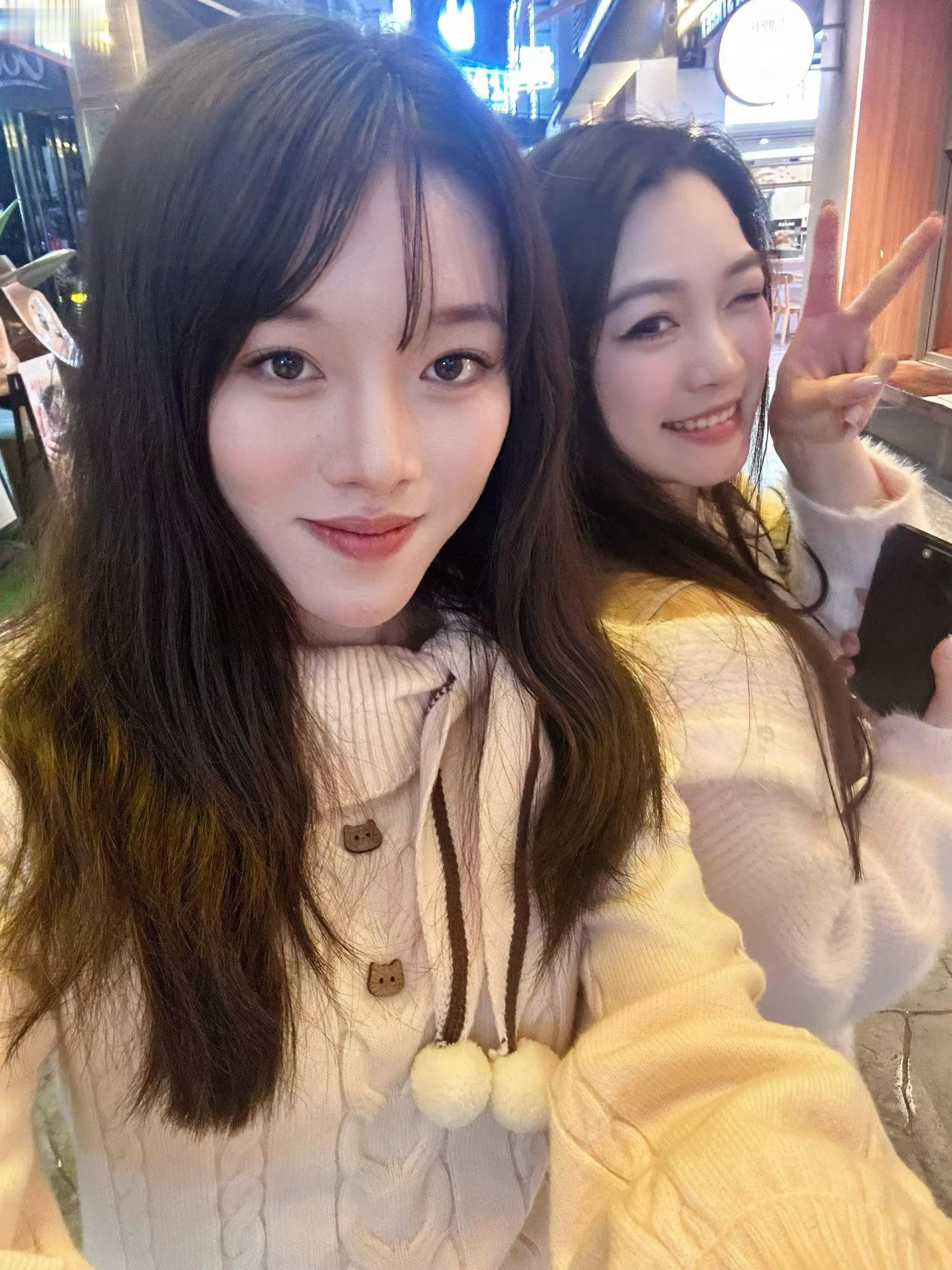 🐽🎀🐰  其实我一直都很坏 爱我的人才会觉得我可爱 