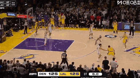 东契奇这一记绝杀很像科比，出手次数也是湖人队内第一。

詹姆斯不像科比，关键时候