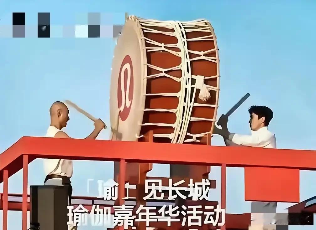 叶松源这个人的基本信息不查清楚，很多爱国网友睡觉都睡不踏实。
我国有着严格的户籍