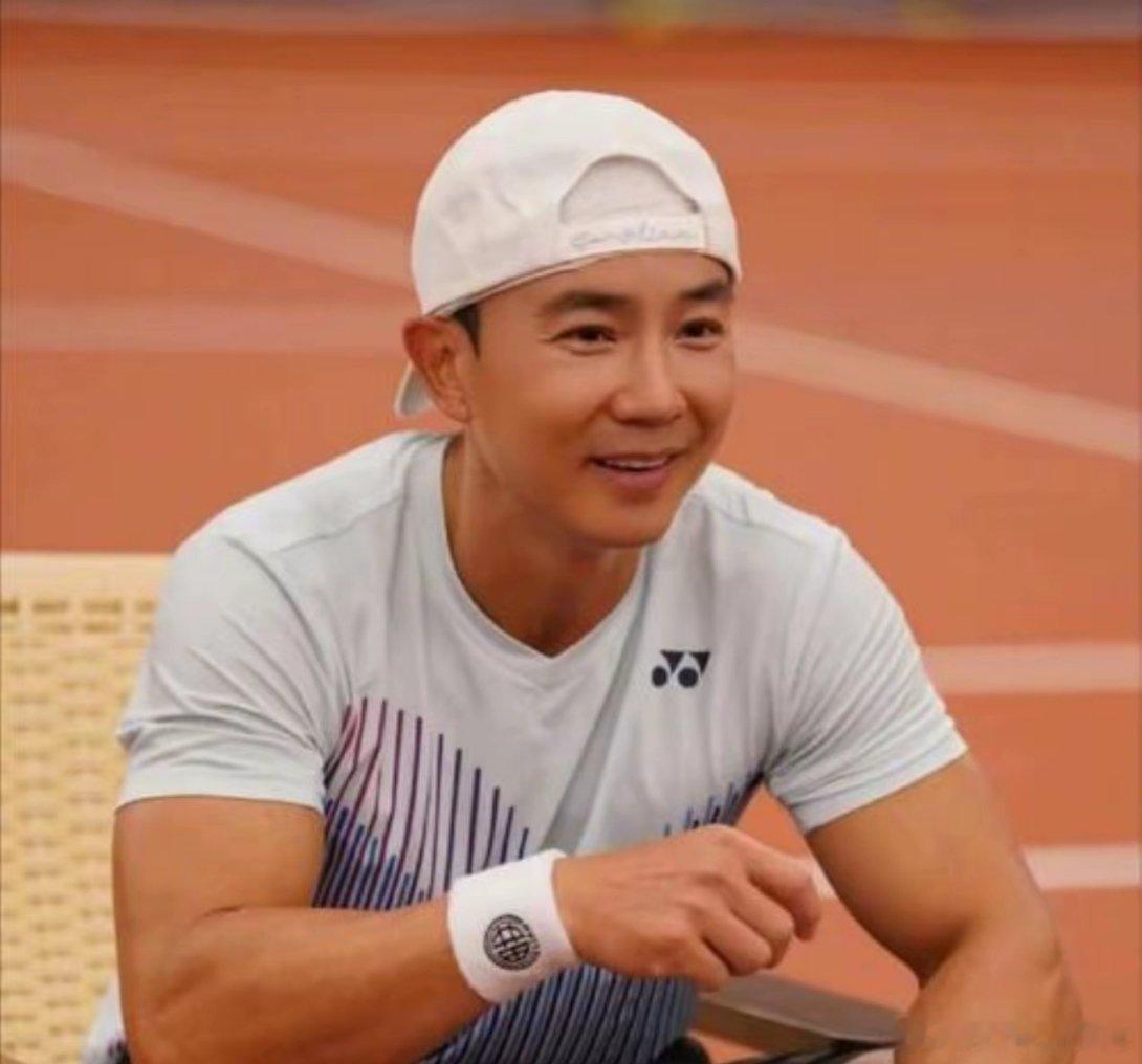 为什么刘畊宏被淘汰？原因很简单，不是他唱的不好，也不是实力不如其他哥哥，而是因为
