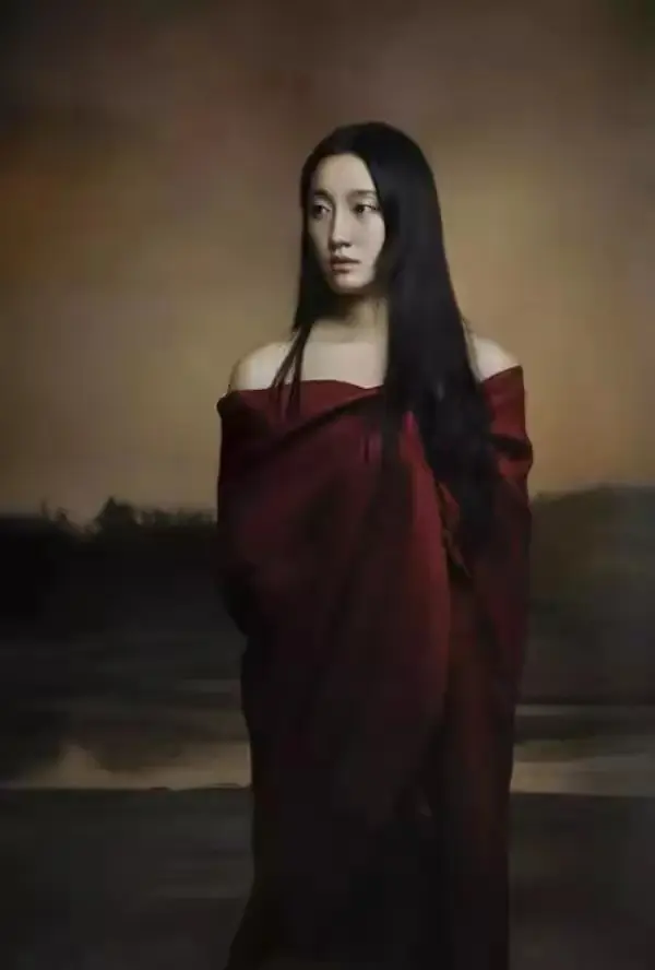 重庆籍画家王能俊（现居北京）的写实油画