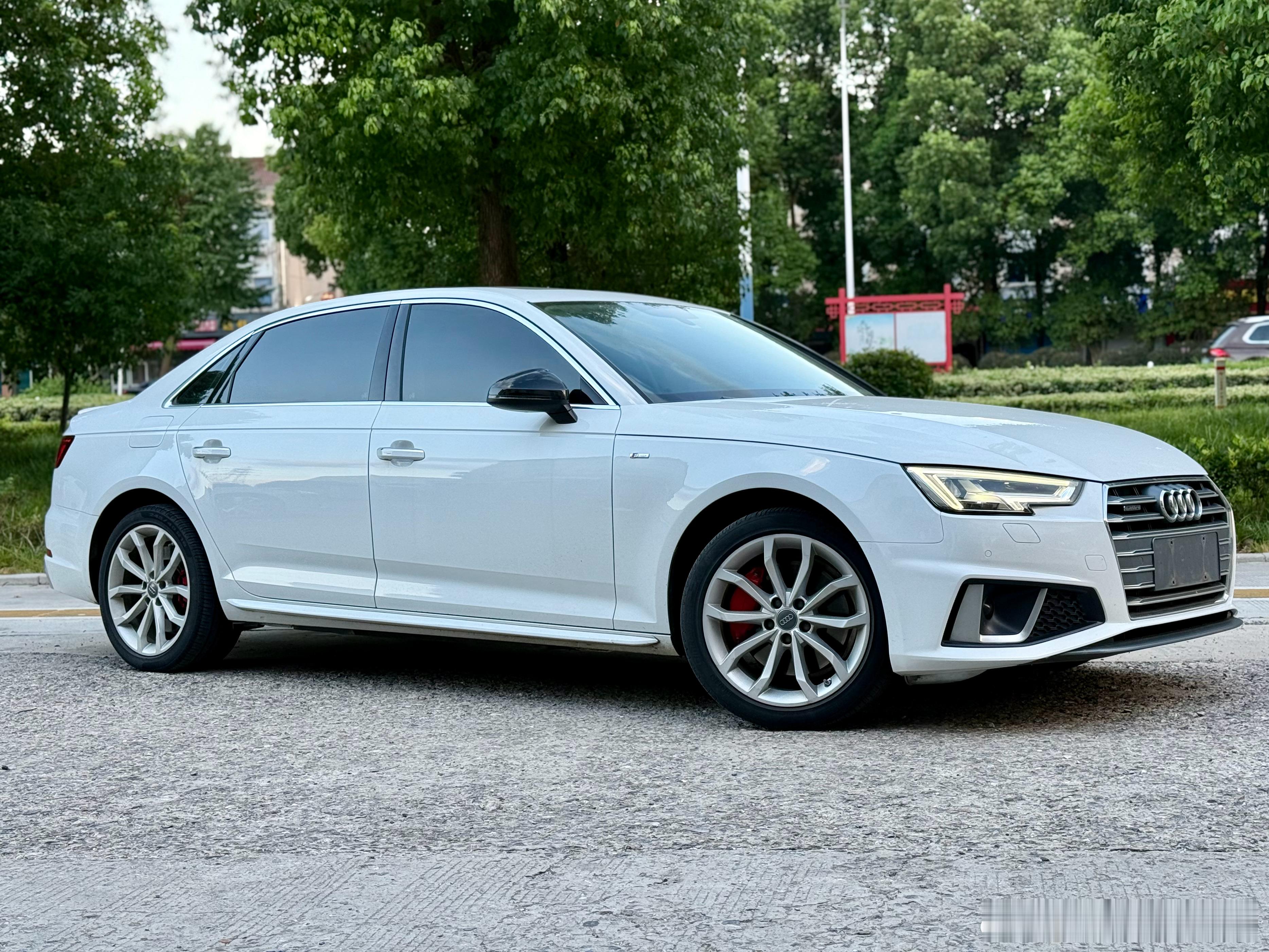 2019款 45 TFSI quattro 个性运动版国五版本19年4月上牌个人