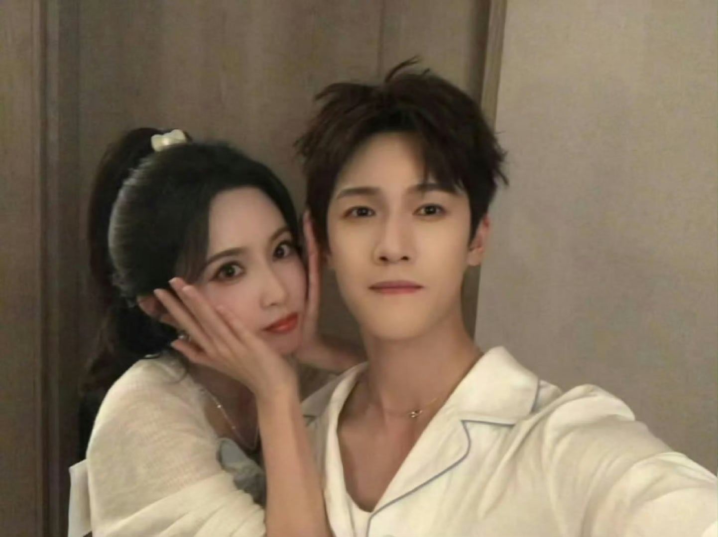 孟子义李昀锐第三视角 哈哈孟子义李昀锐第三视角，一秒变成同事了