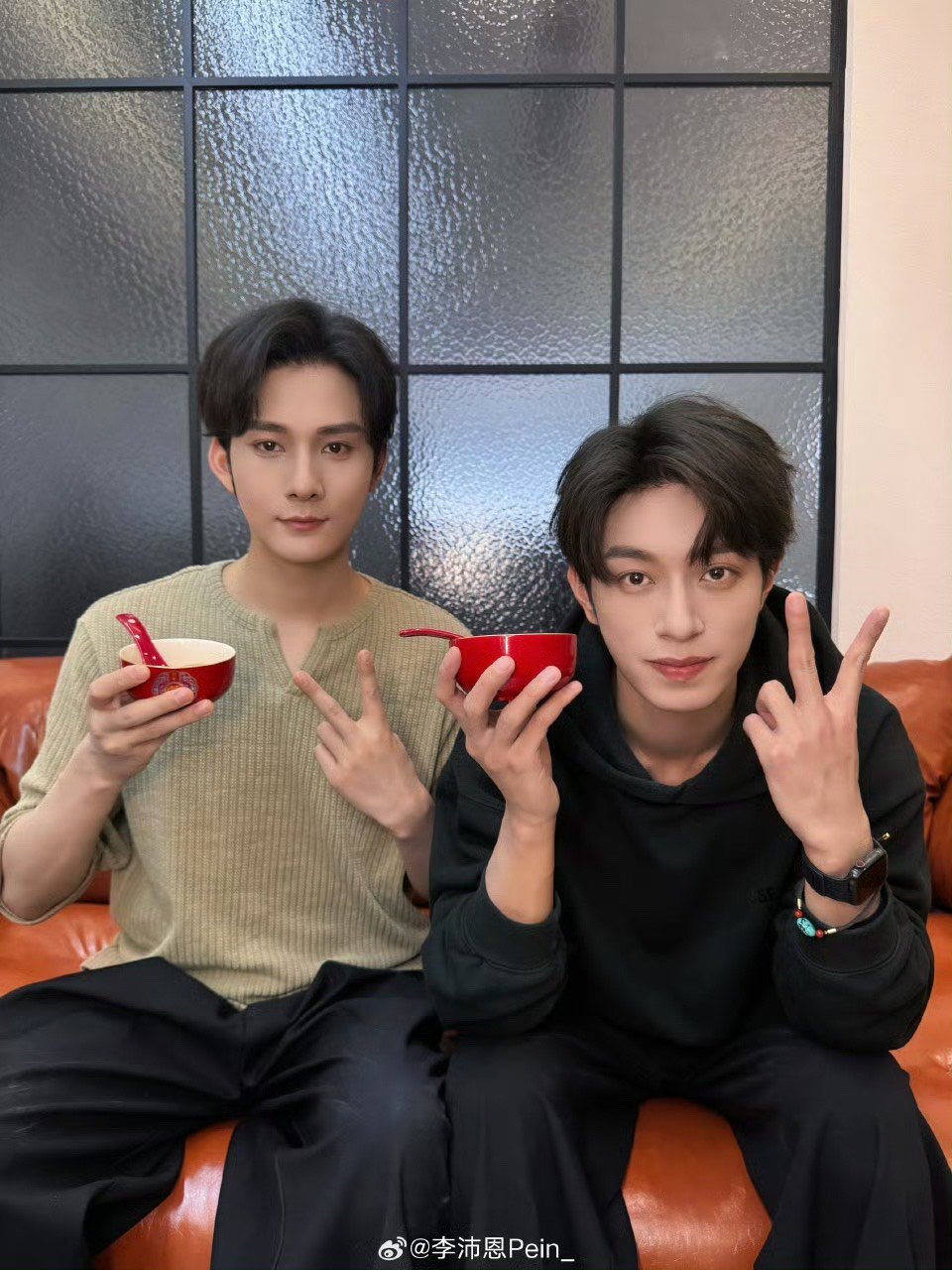 江衡李沛恩元宵合照江衡李沛恩元宵营业江衡李沛恩元宵节快乐啊 