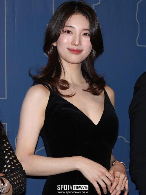 经纪公司代表辟谣裴秀智结婚裴秀智方辟谣结婚传闻 近日，网传韩国演员裴秀智将结婚，
