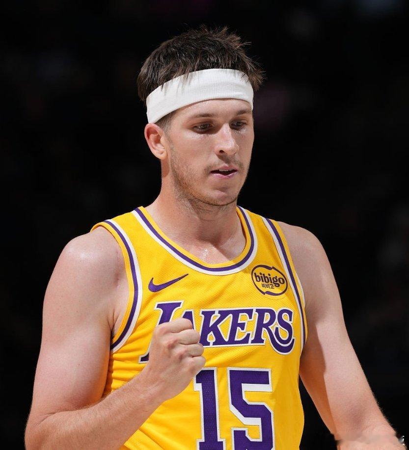 再这么打真要进全明星了🌟连续5场25分以上，背靠背轰下51分和41分，单场16