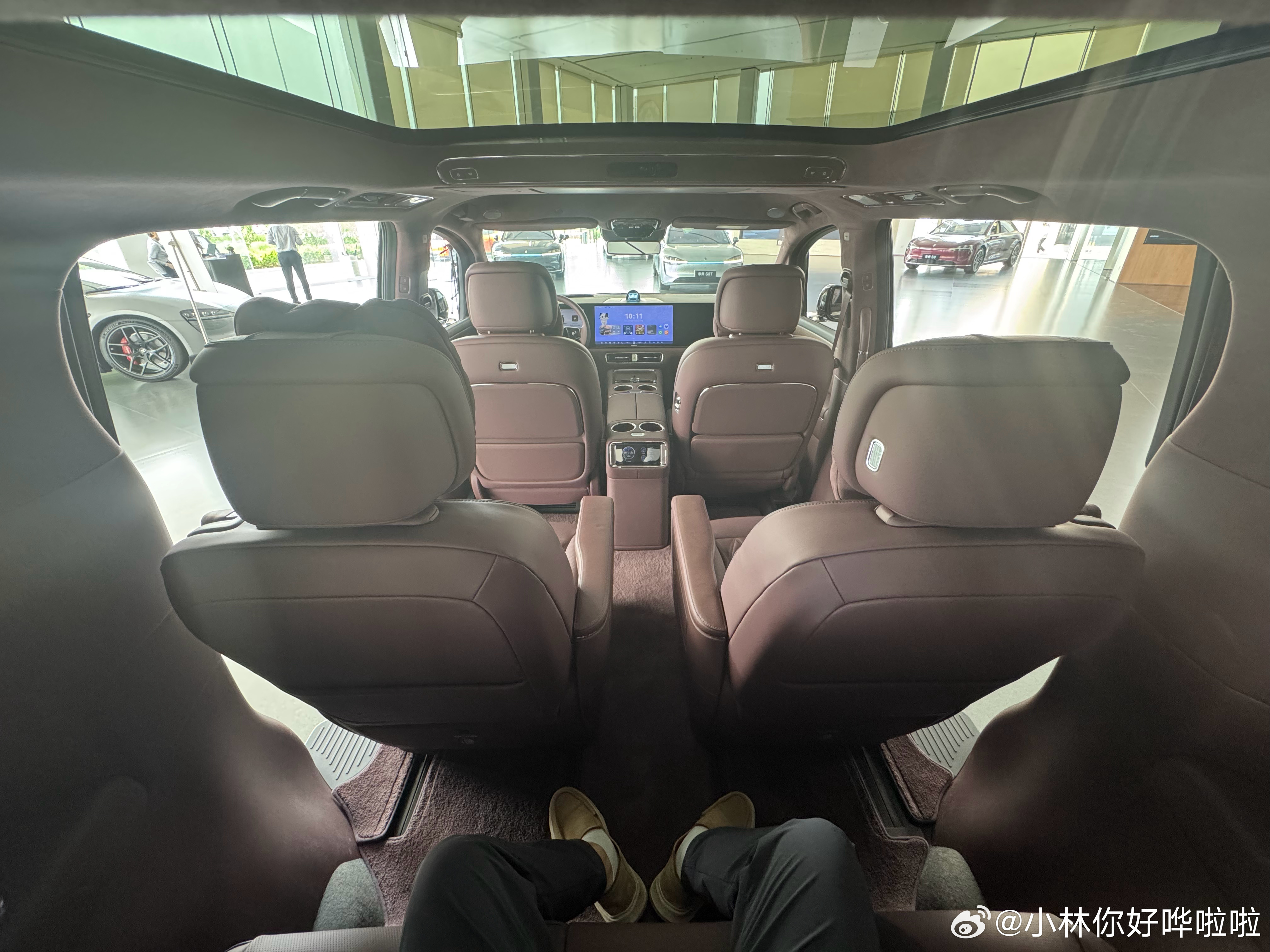 智界v9 订单破万，这个价位的MPV算爆单吗？前两天走访终端鸿蒙智行店，经销商信