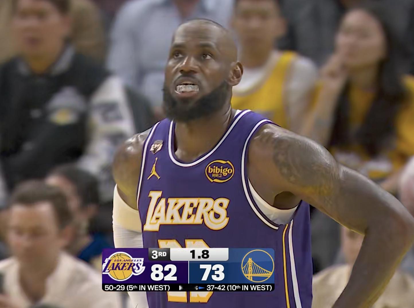 三节结束，湖人82-73勇士，布朗尼的控球