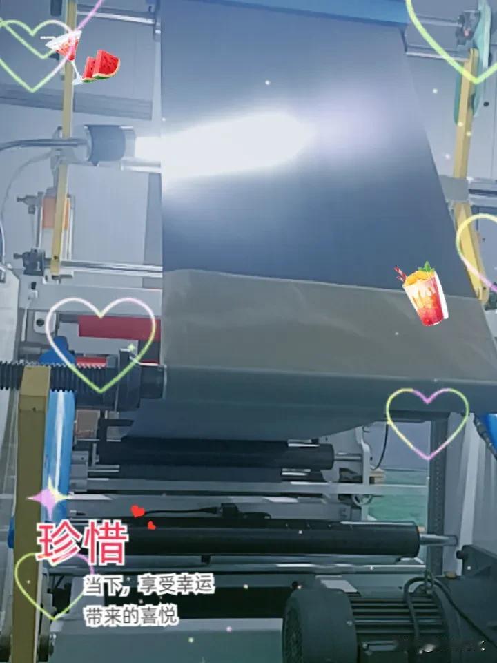 化成箔倒箔工：在高温酸雾中“穿针引线”的隐形工匠

在铝电解电容器的产业链上，如