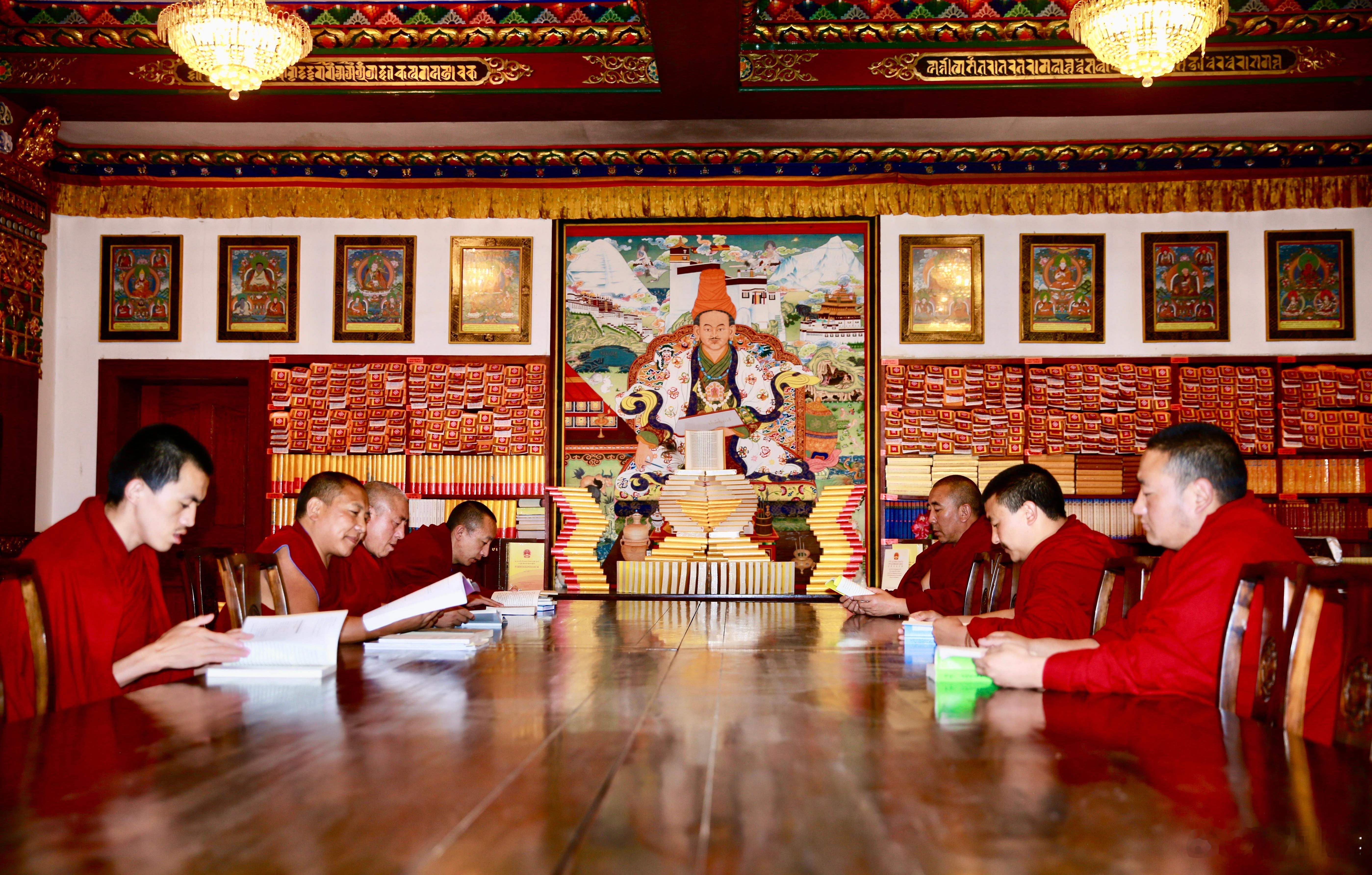 དྲན་གསོ་བྱེད་རིན་ཡོད་པའི་དུས་ཚིགས་ནང་། ས