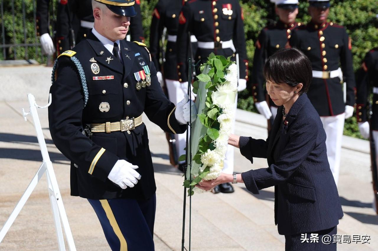 日本人的奇大耻辱
今天凌晨，日本首相高市早苗为了讨好特朗普，选择在今天前往美国阿