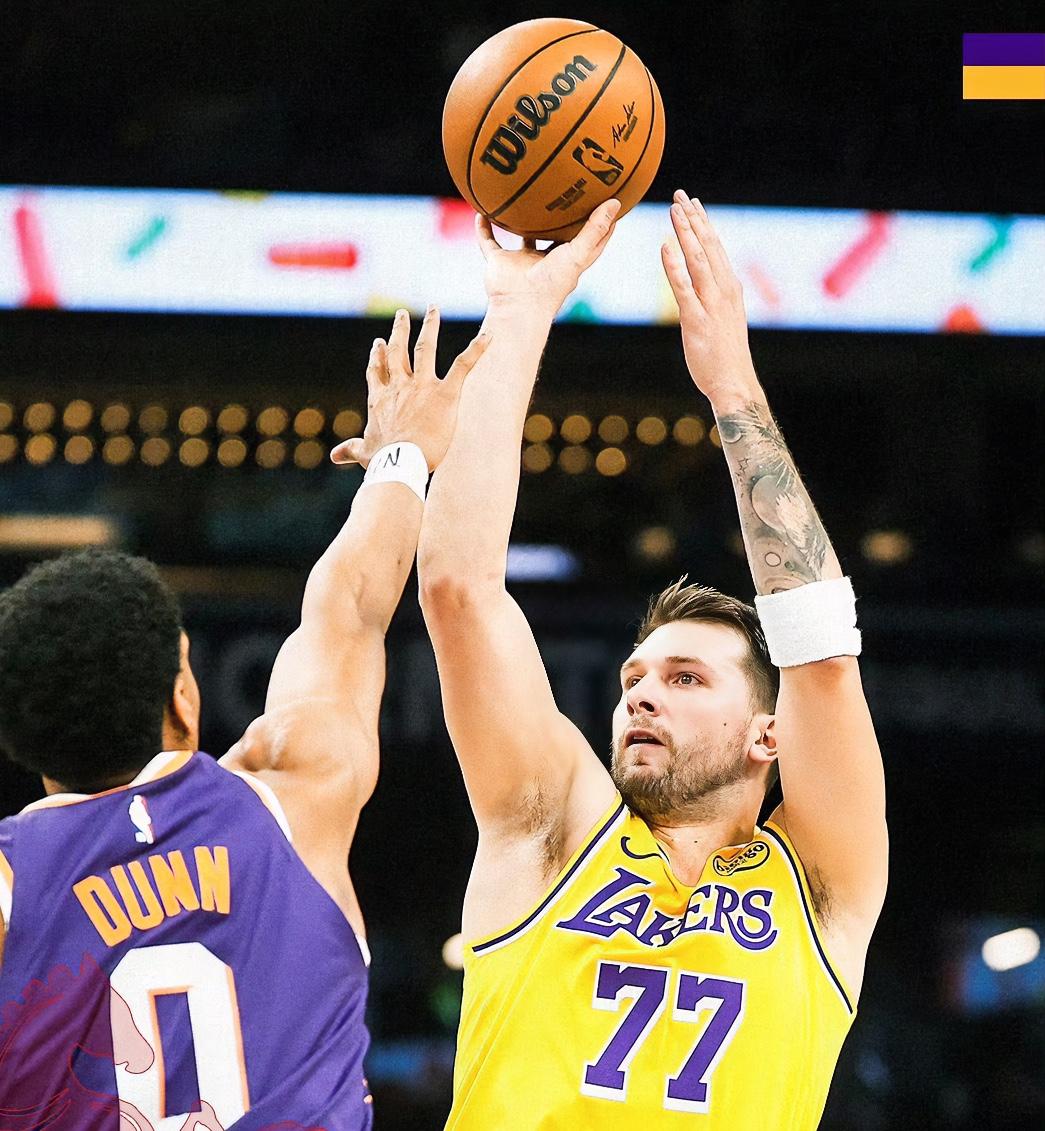 遭遇三连败，湖人输在进攻涣散！
今日湖人客场面对残阵太阳，以110比113被绝杀