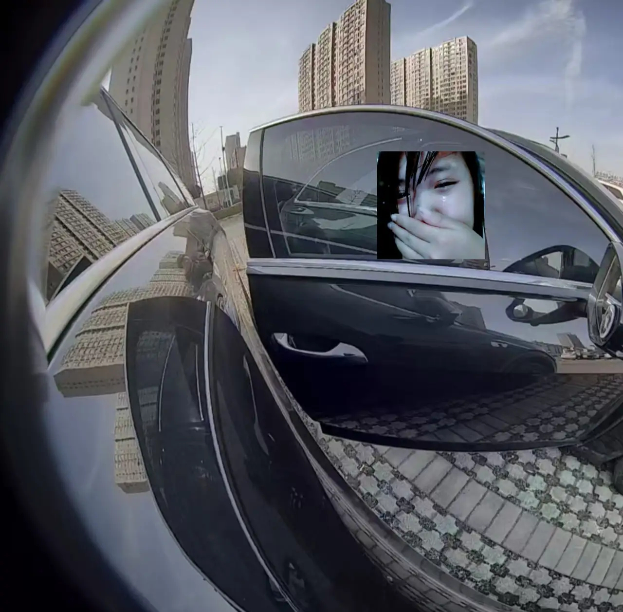 15天，我车被开门杀磕了3次，真的会谢。 